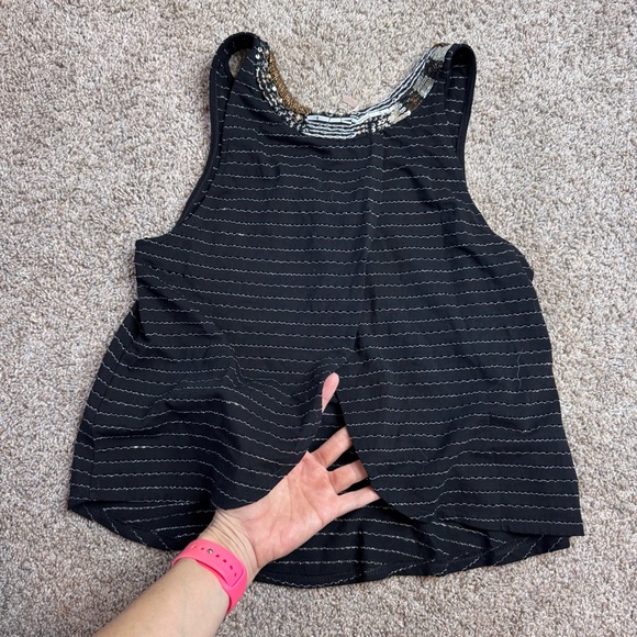 FREE PEOPLE Embellished cropped tank with tulip back size Xs - Picture 6 of 6